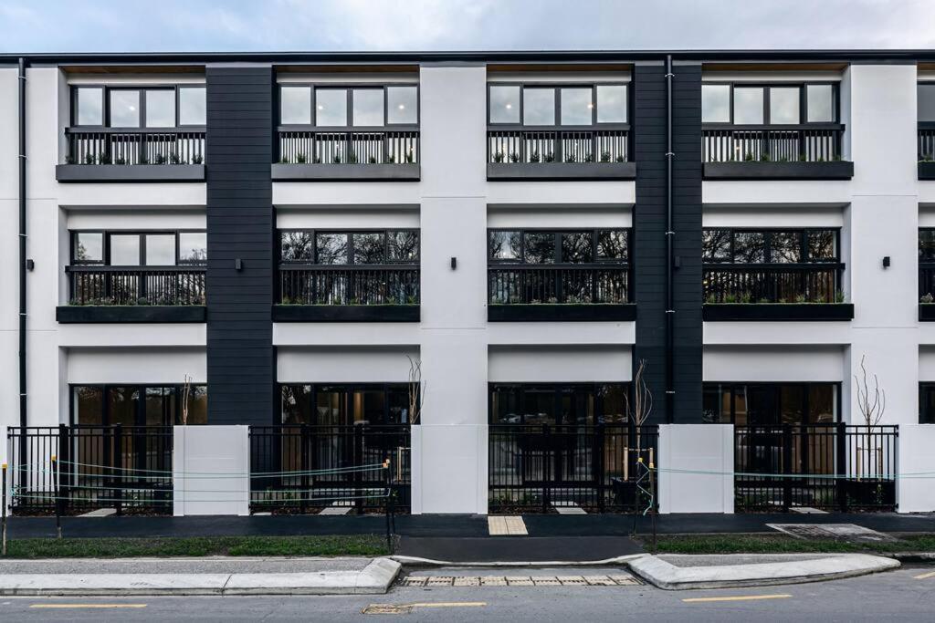 Stellar Central City Apartment - Hagley Park Christchurch Extérieur photo